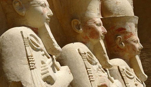 �eny na egyptsk�m tr�n�