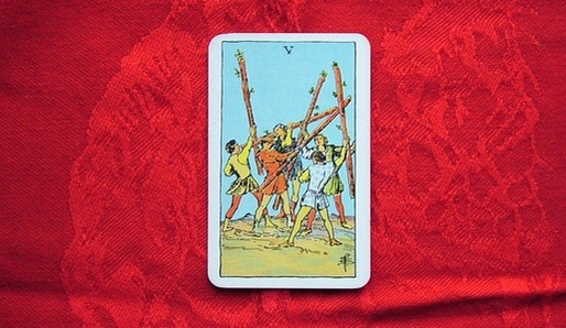 �EZLOV� P�TKA (SATURN VE LVU) - Tarot