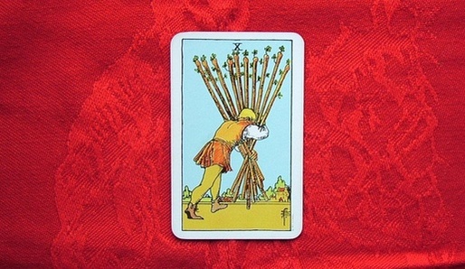 �EZLOV� DES�TKA (SATURN VE ST�ELCI) - Tarot