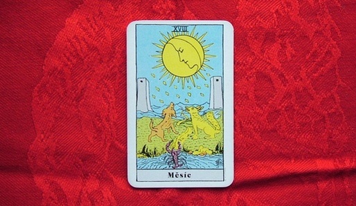 XVIII - LUNA (Kof = Ryby, Pisces) - Tarot