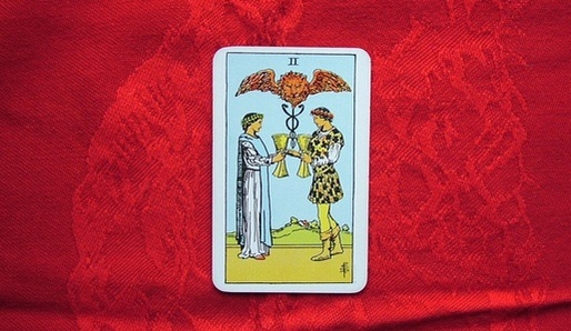 KALICHOV� DVOJKA (VENU�E V RAKU) - Tarot