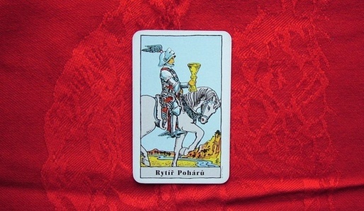 KALICHOV� RYT�� (OHE� VODY - RYBY) - Tarot